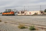 BNSF local power by the depot/office